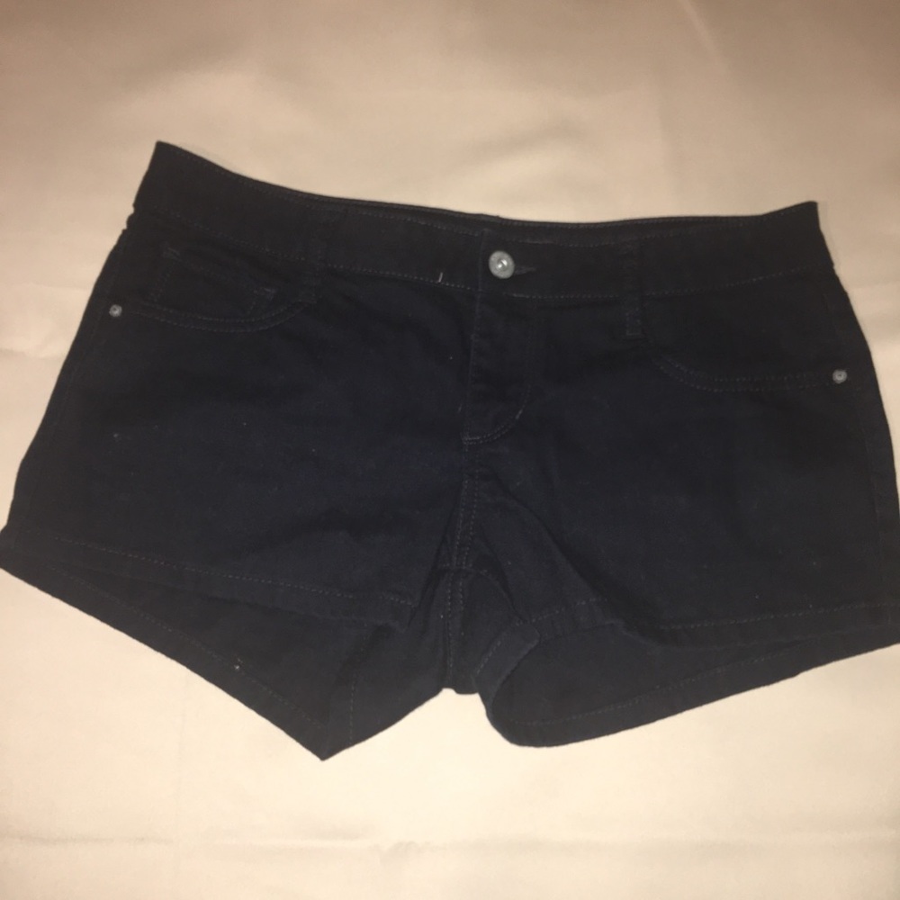 Arizona Jean Co Black short‎